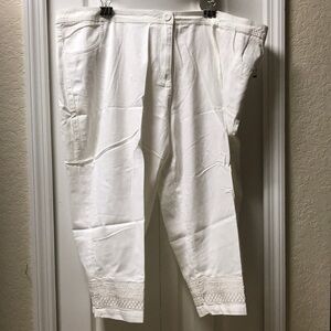 ZENA Essentials💖 Women’s 💯 % Cotton Capris Pants